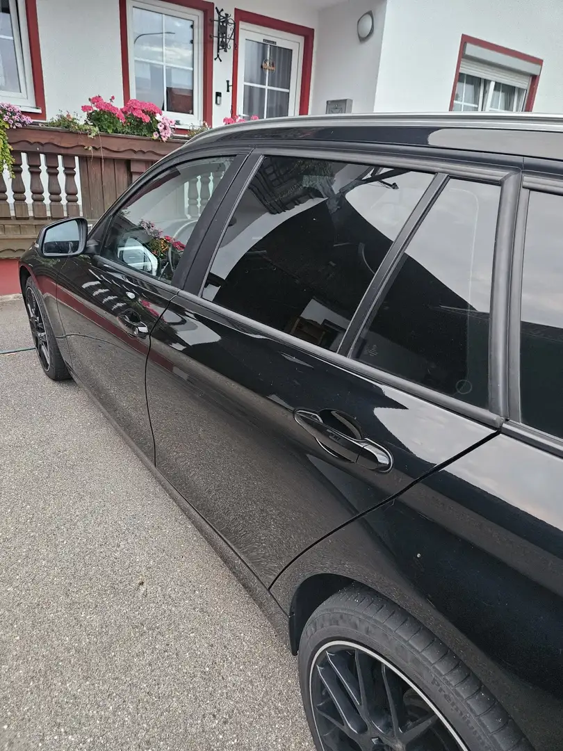 BMW 320 BMW 320D F31 Schwarz - 2