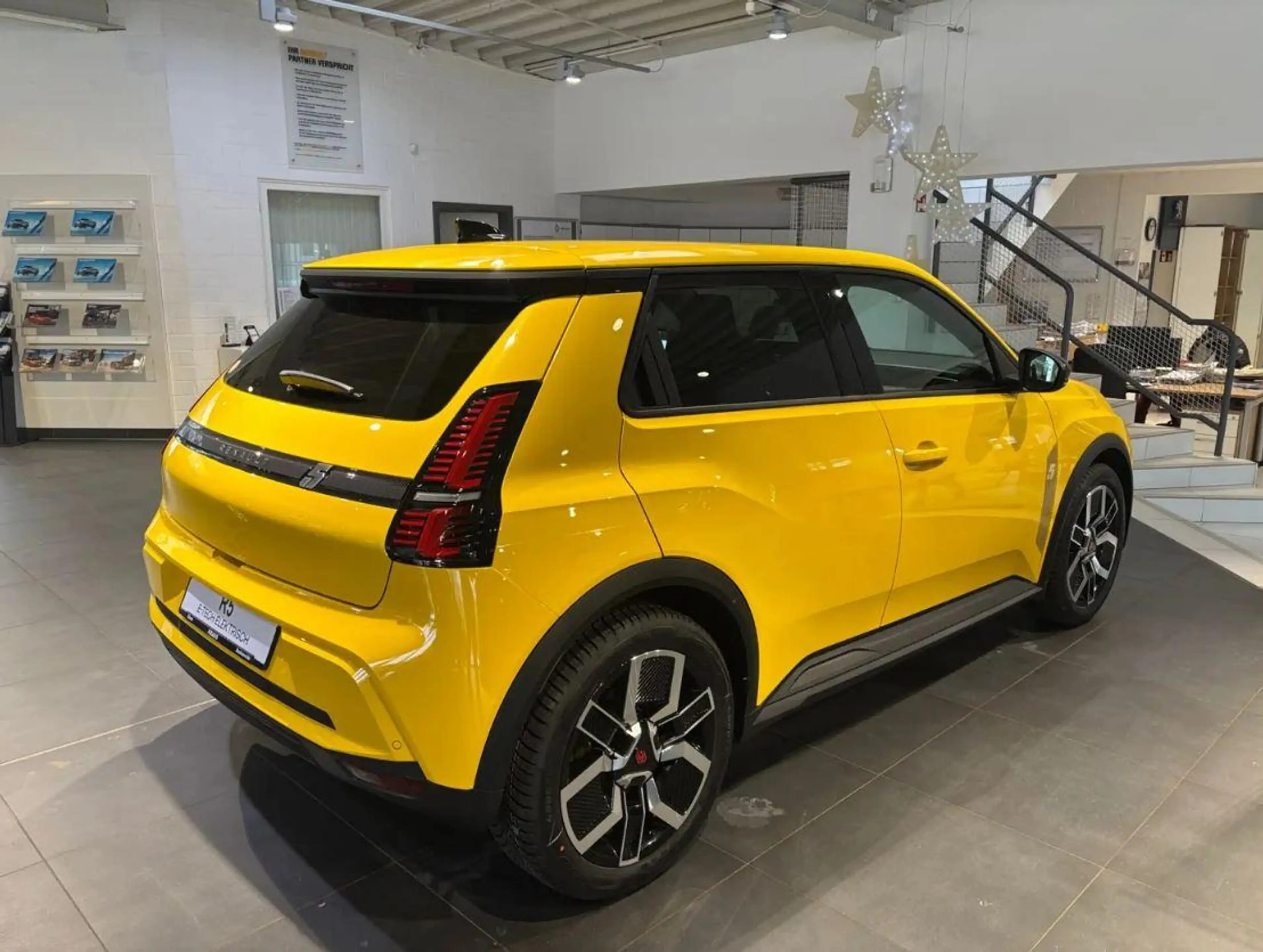 Renault R 5 R5 E-Tech Techno 120 Urban Range — photo 5