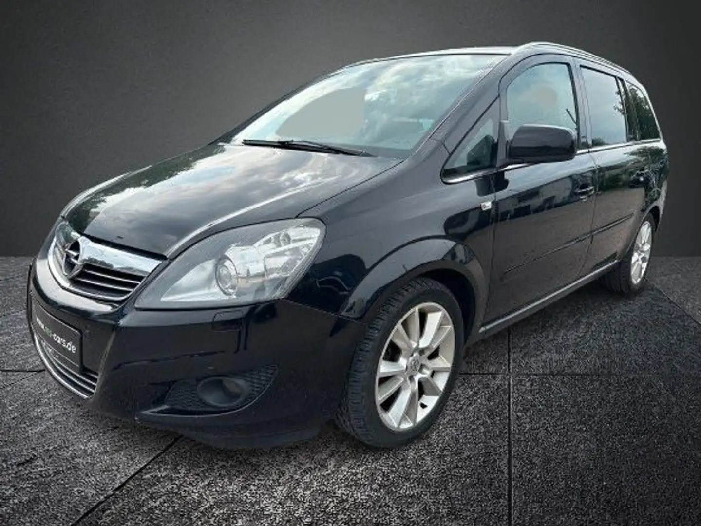 Opel Zafira 1.7 Diesel Innovation 7-Sitzer Zwart - 1