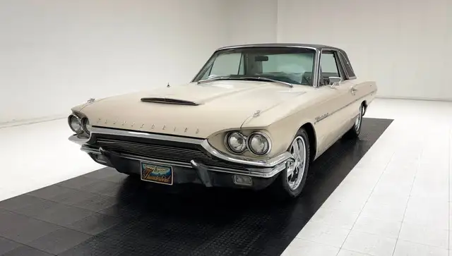 Ford Thunderbird Landau Hardtop