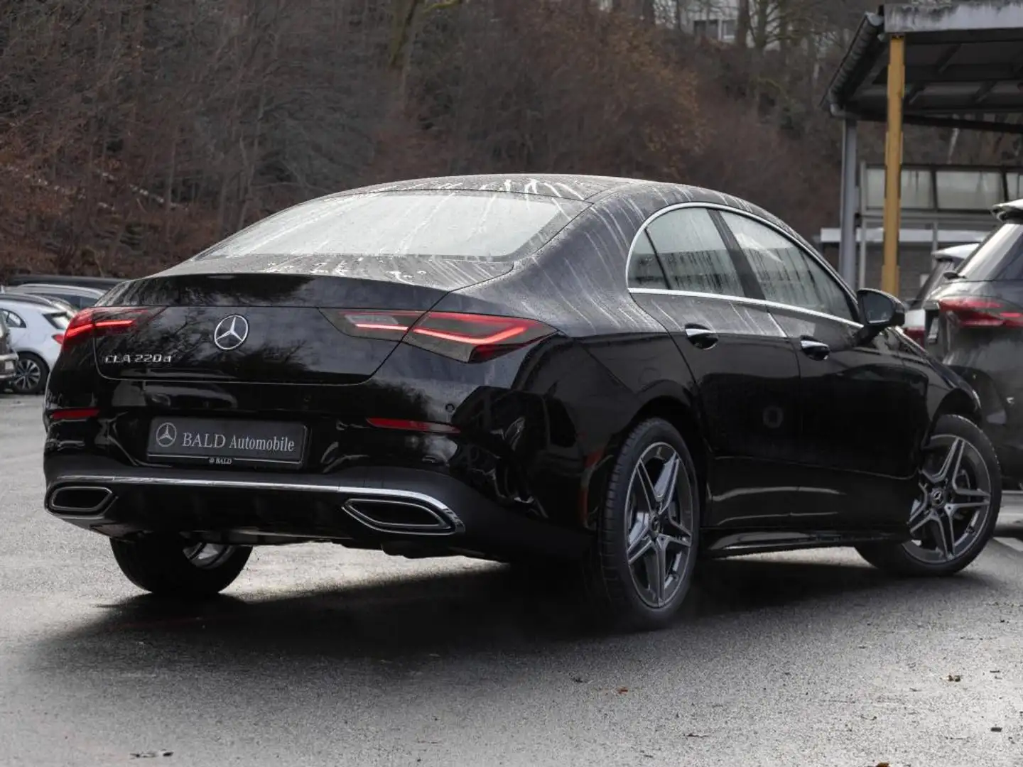 Mercedes-Benz CLA 220 d AMG-Advanced/ILS/Pano/AHK/360/Totw/18" Fekete - 2
