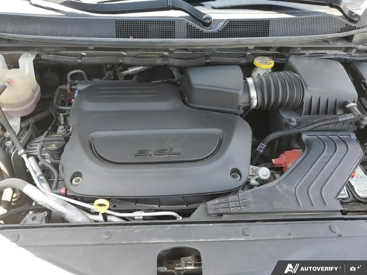 Chrysler Pacifica снимка Chrysler Pacifica