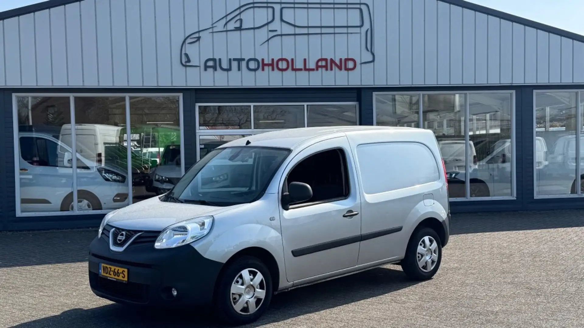 Nissan NV250 1.5 DCI 70KW 95PK EURO 6 AIRCO/ CAMERA/ NAVIGATIE/ Argintiu - 1