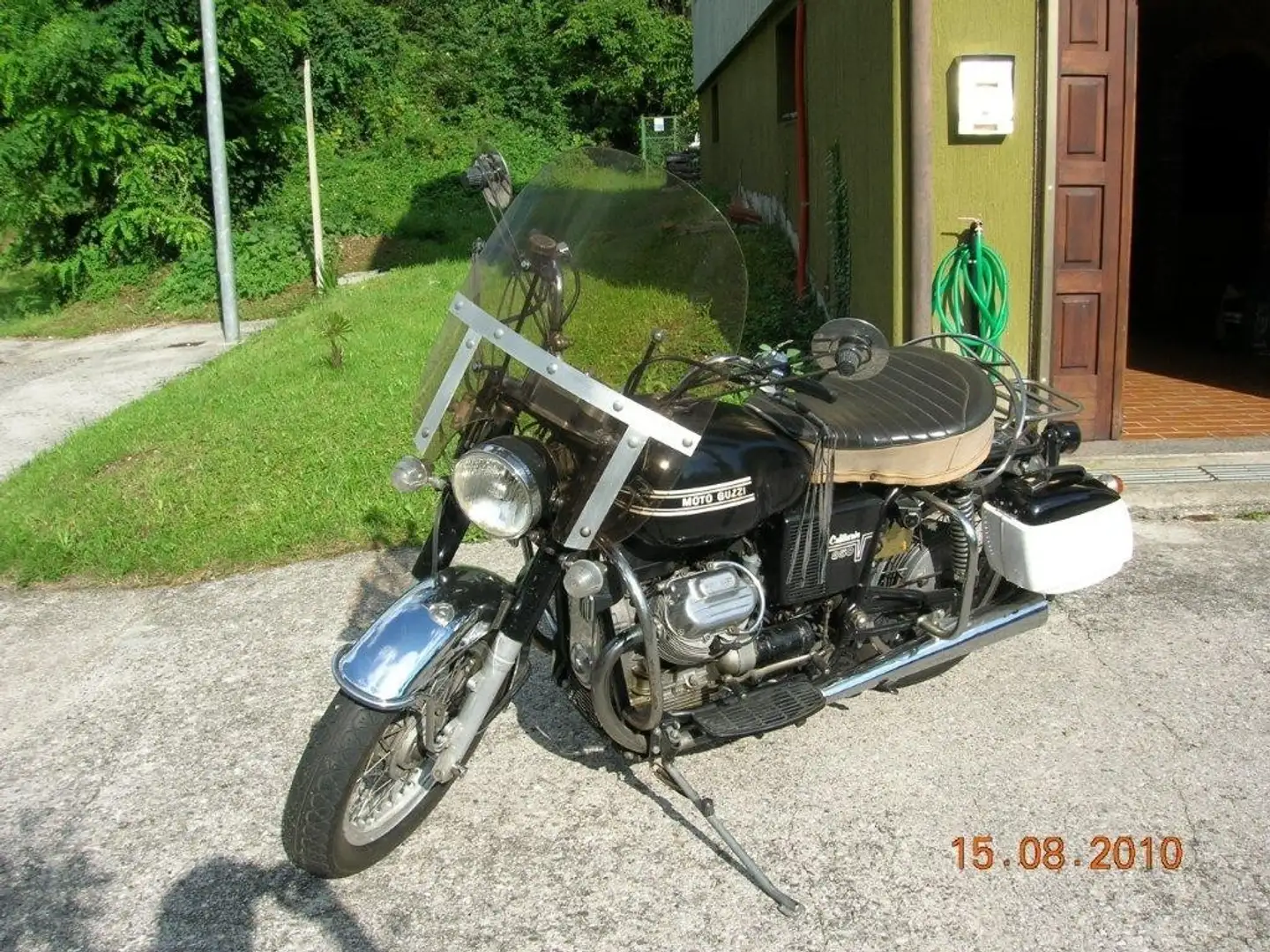 Moto Guzzi California 850 Black - 1