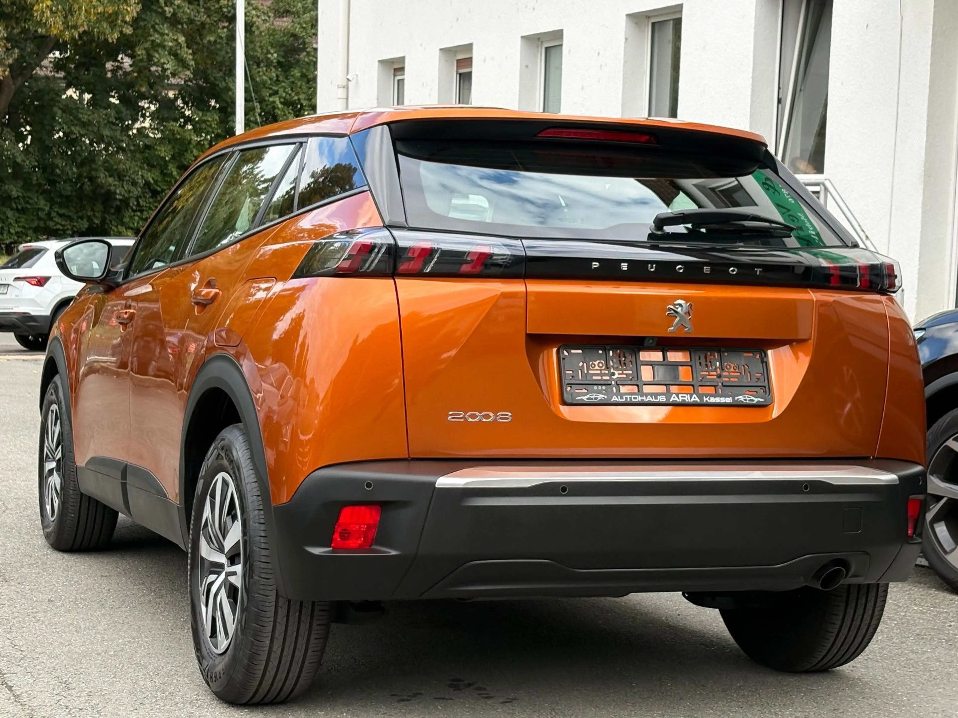 Peugeot 2008 Active LED KAMERA NAVI TEMP SHZ — photo 8