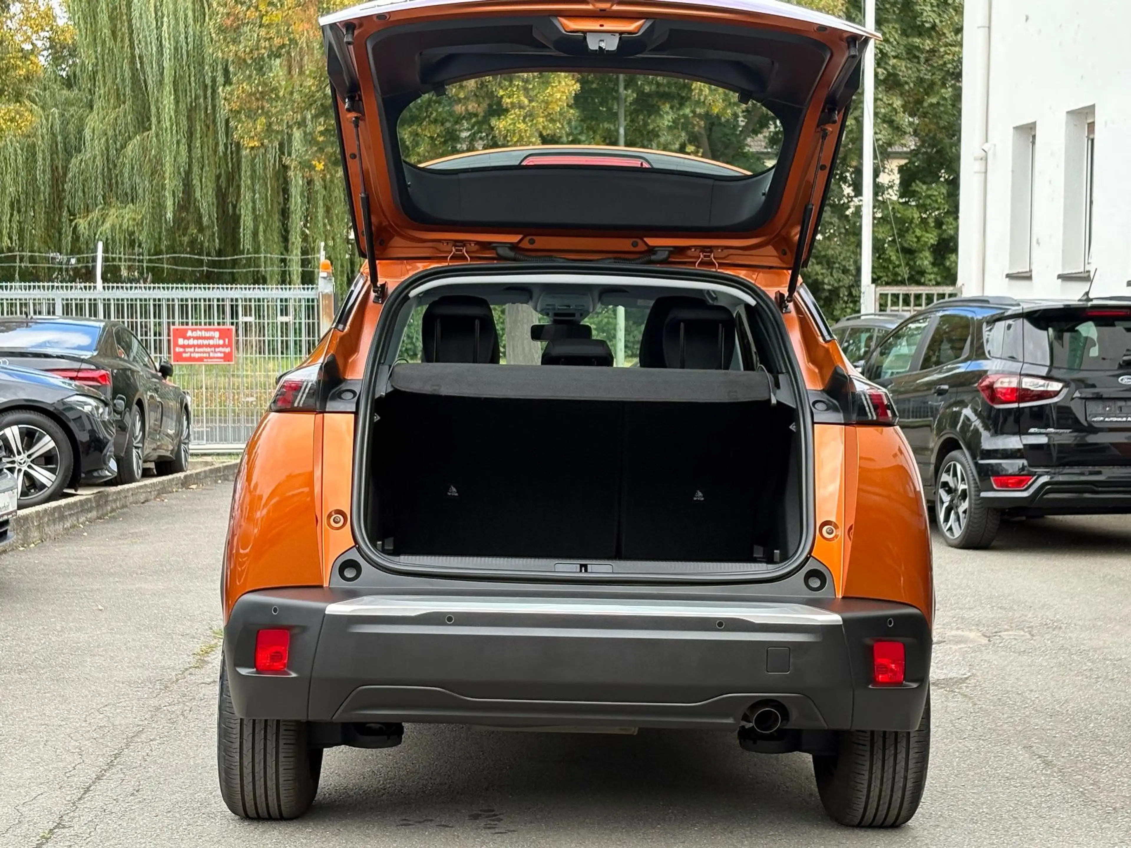 Peugeot 2008 Active LED KAMERA NAVI TEMP SHZ — photo 10