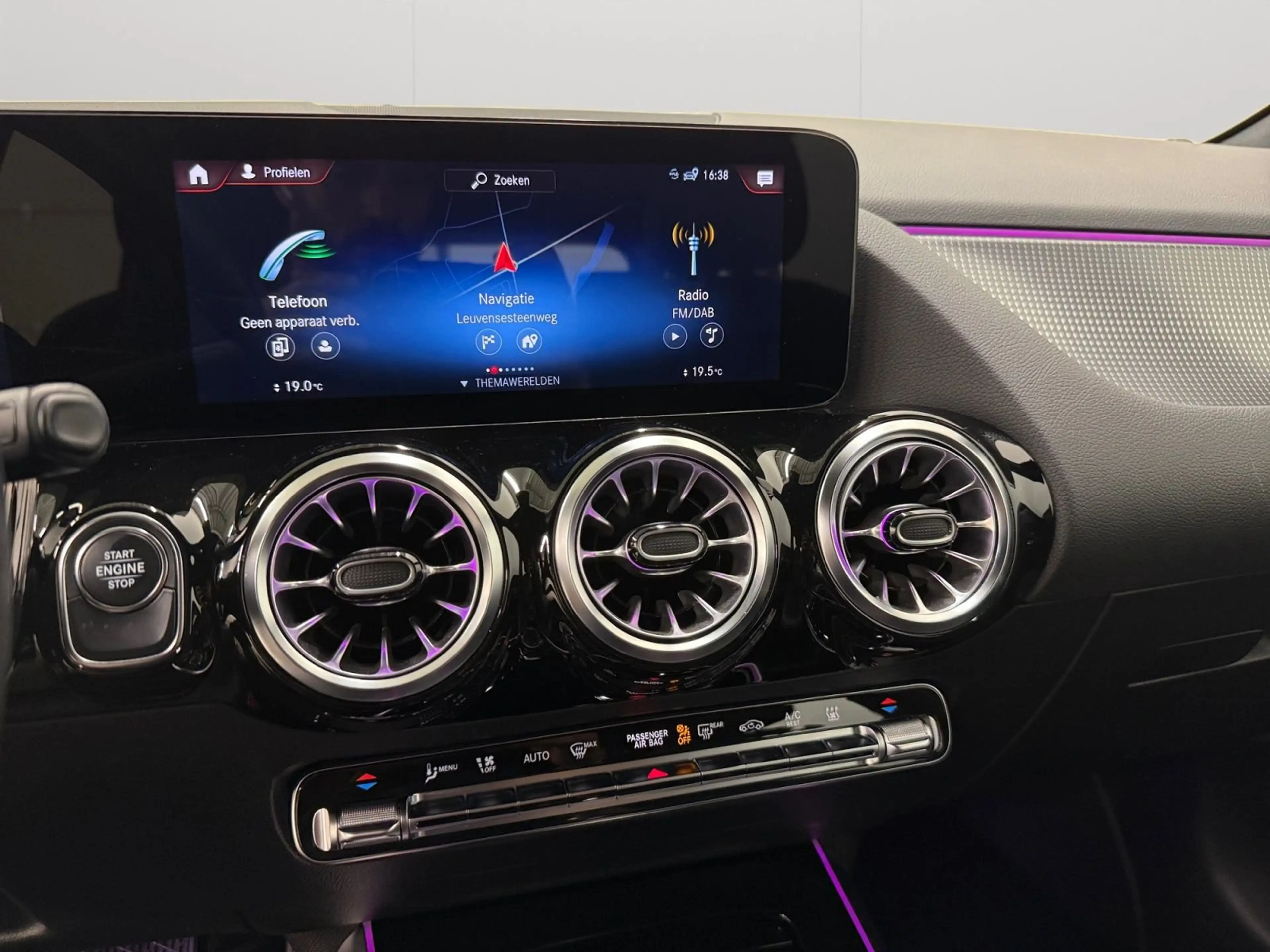 Mercedes-Benz B 160 250e 8G-DCT Business Line — photo 11