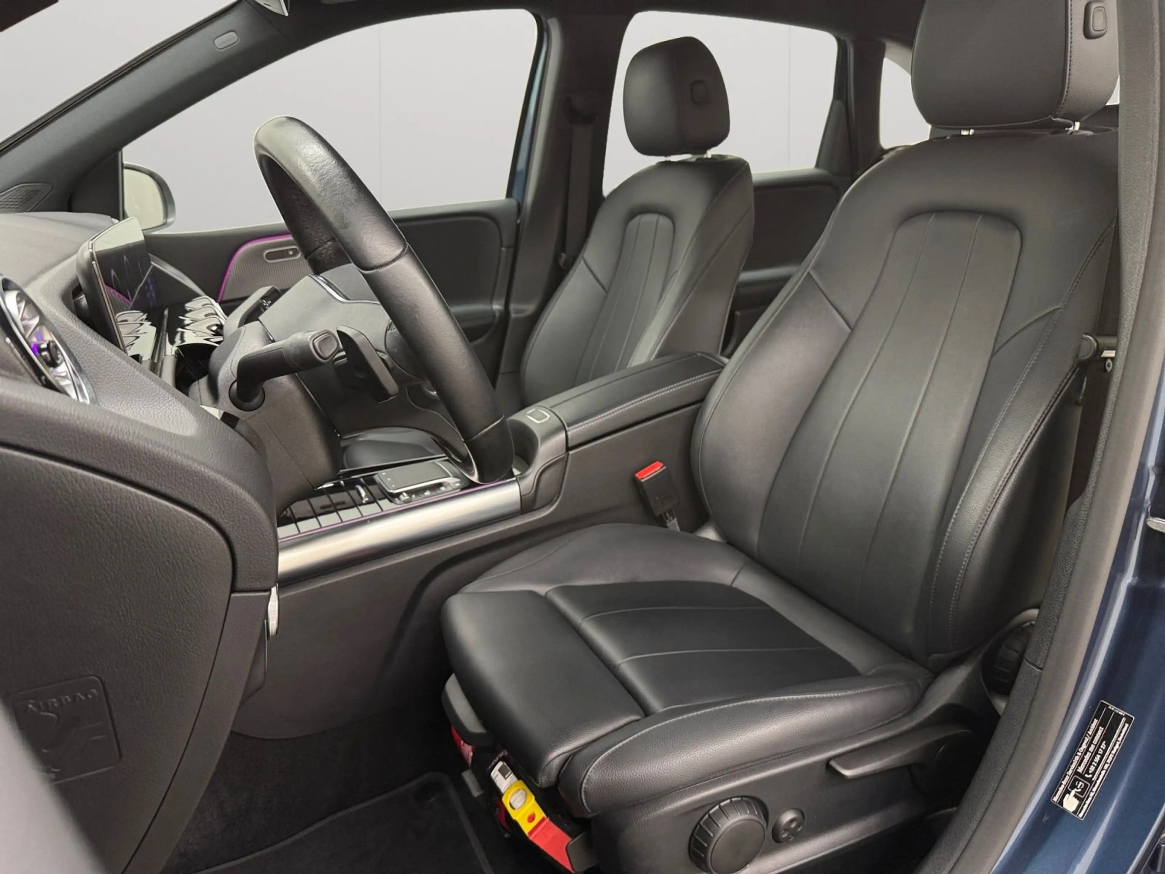 Mercedes-Benz B 160 250e 8G-DCT Business Line — photo 7