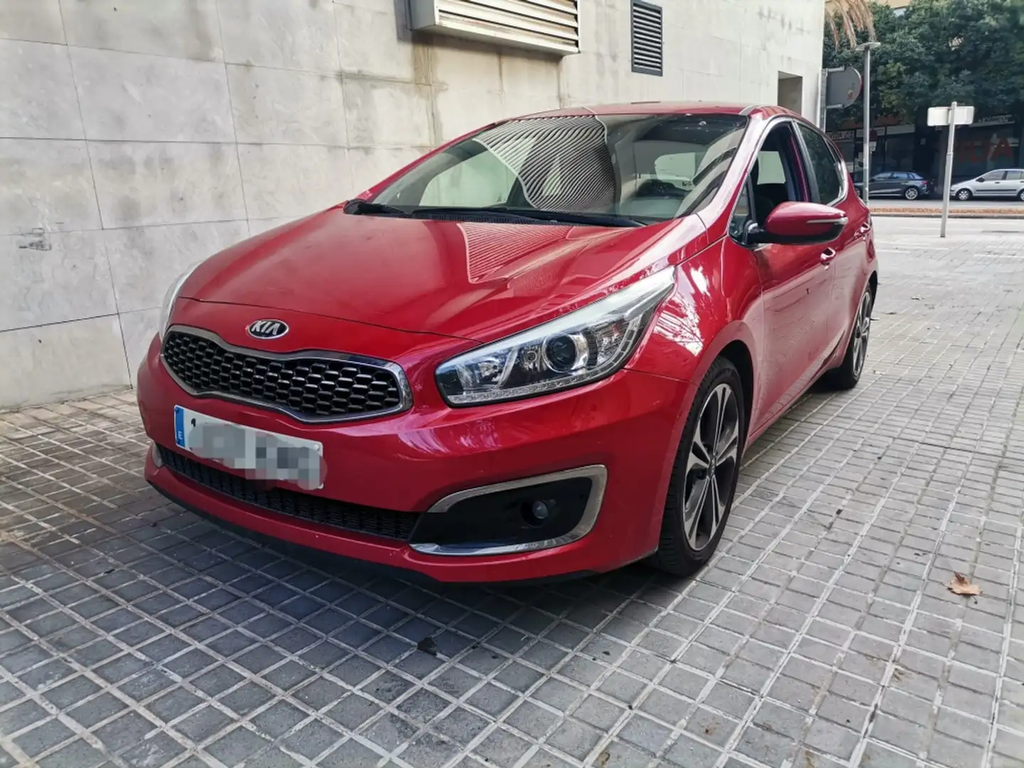 Kia Ceed / cee'd SW 1.0 T-GDI Eco-Dynamics x-Tech17 Burdeos - 1