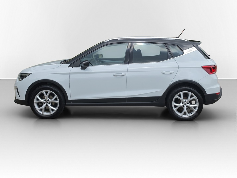 SEAT Arona 1.5 TSI DSG FR LED*NAV*SHZ*PDC*TEMP*VIRTUAL*17"... — photo 10