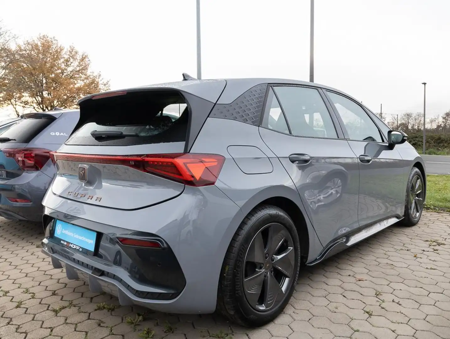 CUPRA Born LED Navigation Kamera ACC 18 Gris - 2