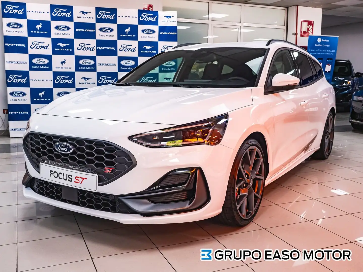 Ford Focus 2.3 Ecoboost ST Blanco - 2