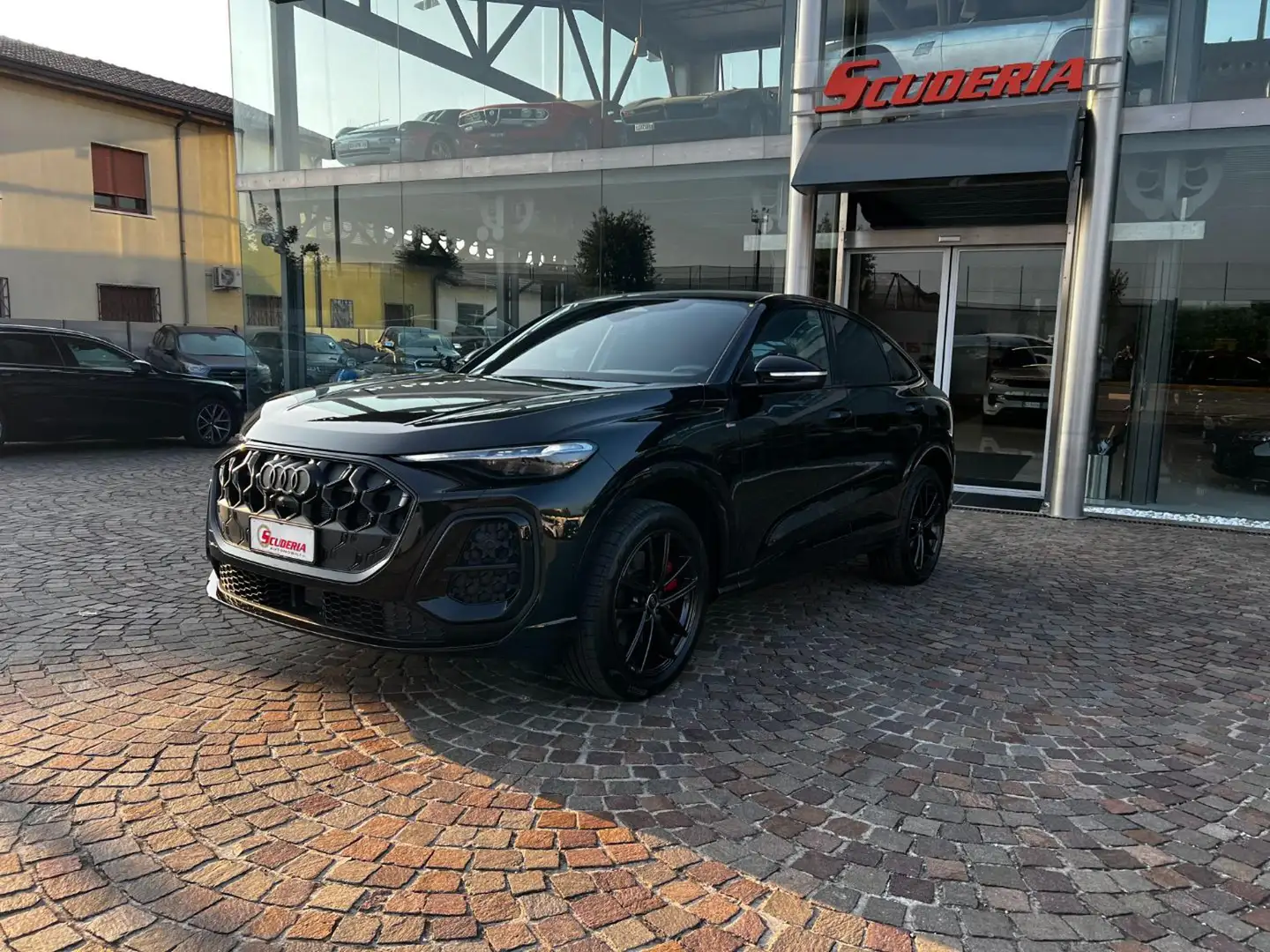 Audi Q5 TDI SPB 150 kW mHEV+ S tronic Q. S line Edition Noir - 2