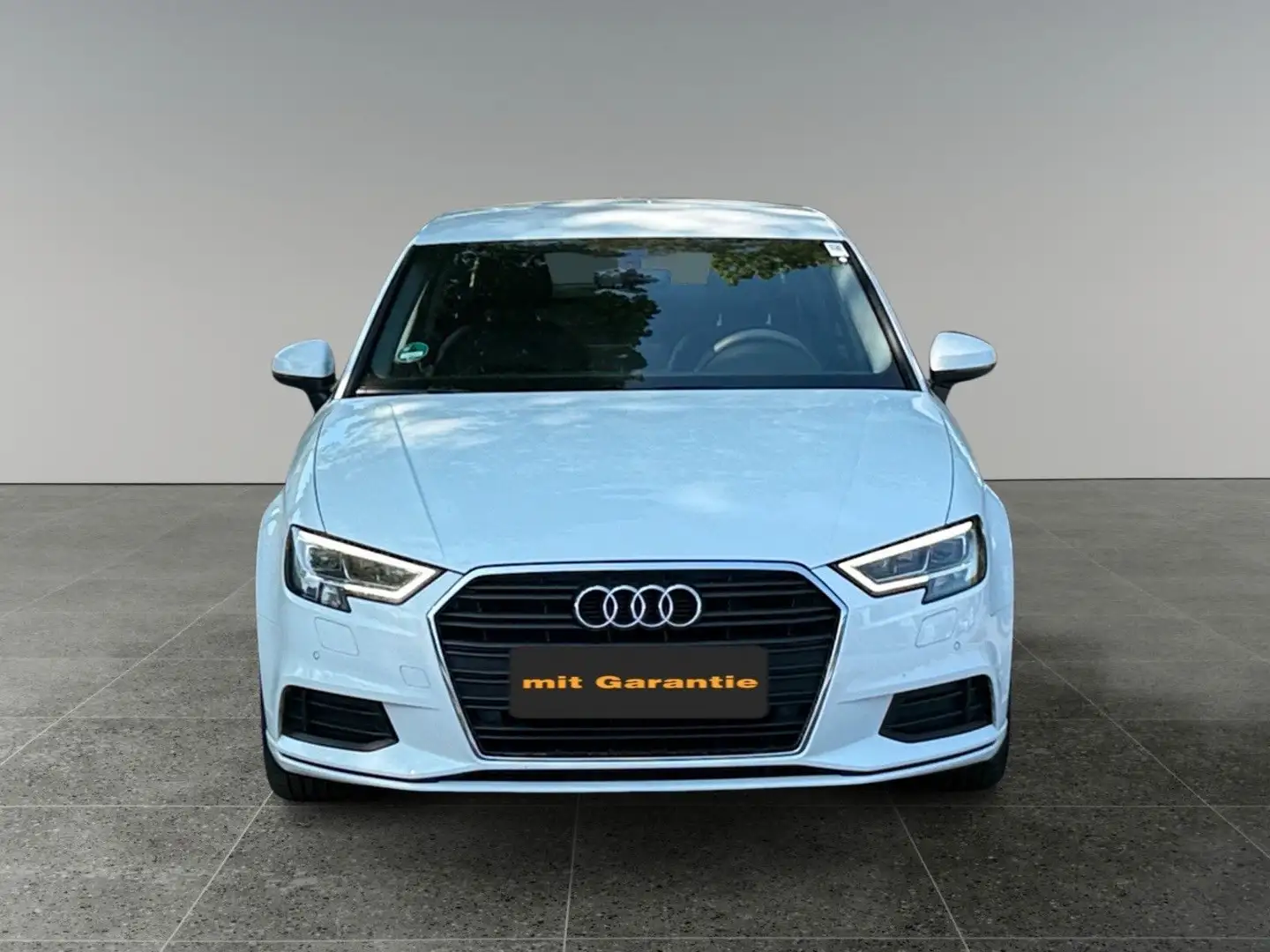 Audi A3 Limousine 35 TDI 2.0-Automatik-Navi-PDC-Leder Weiß - 2