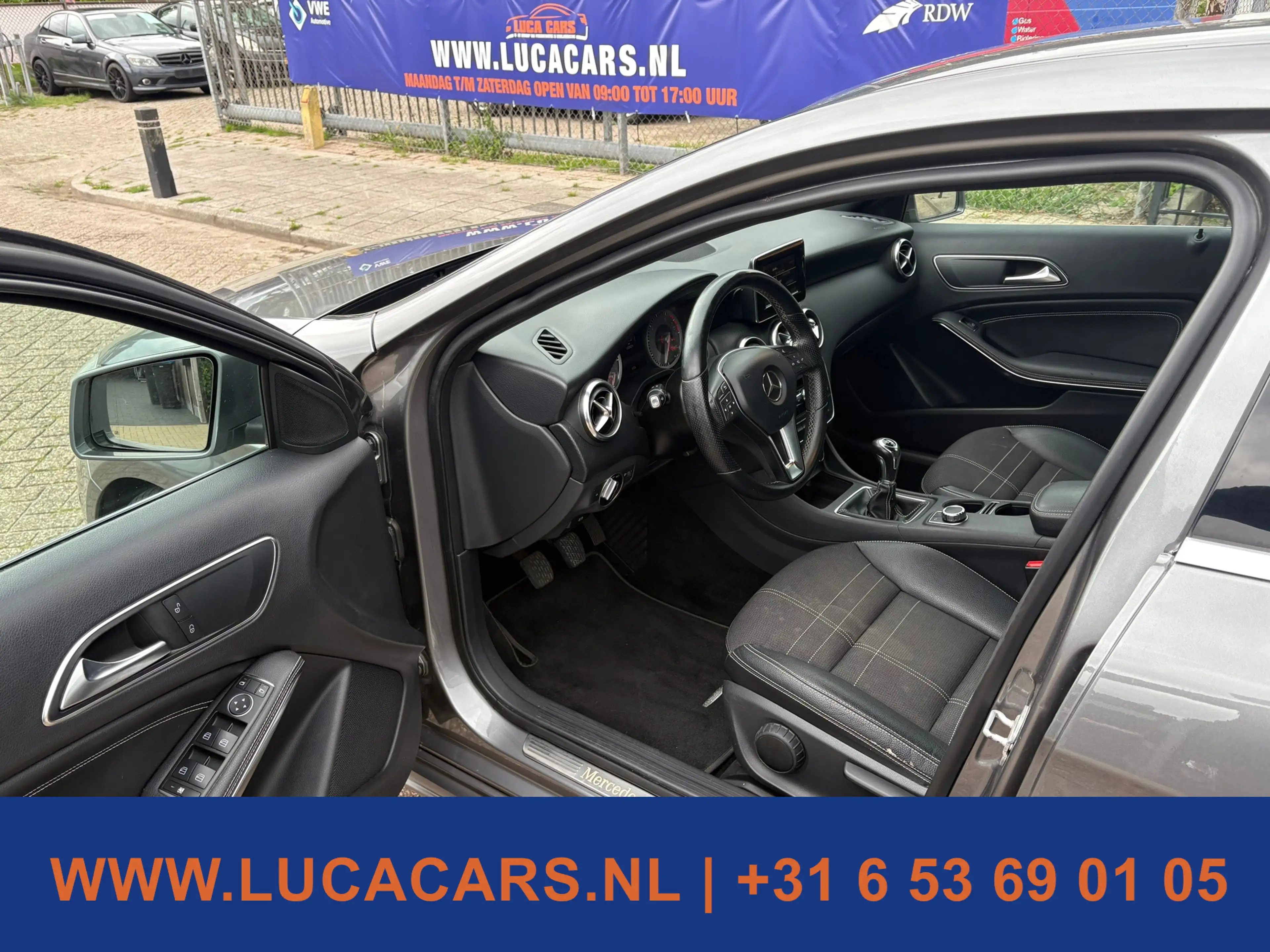 Mercedes-Benz A 180 Prestige AMG 2X SLEUTEL NAP NIEUWE APK! — photo 10