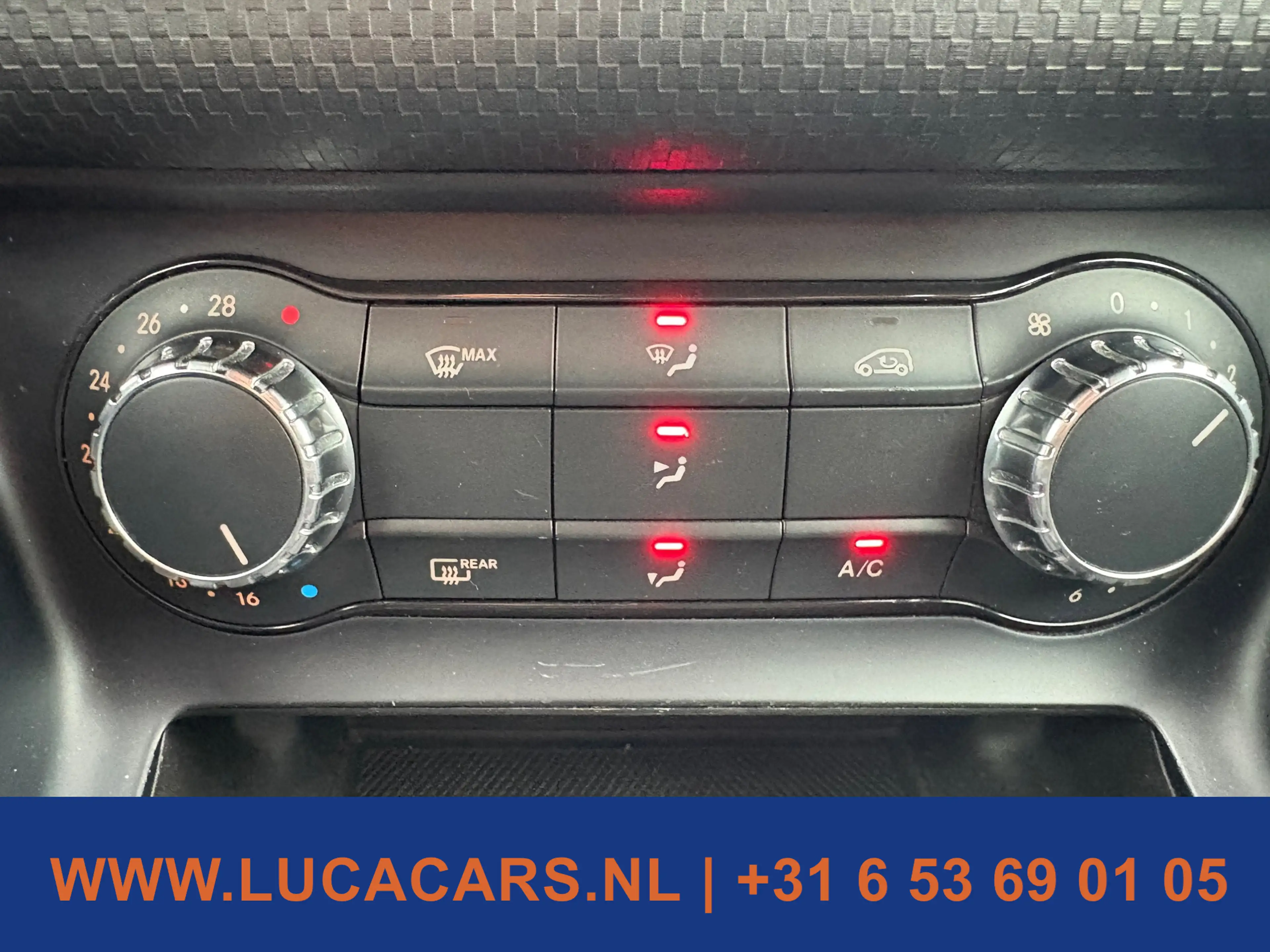 Mercedes-Benz A 180 Prestige AMG 2X SLEUTEL NAP NIEUWE APK! — photo 16