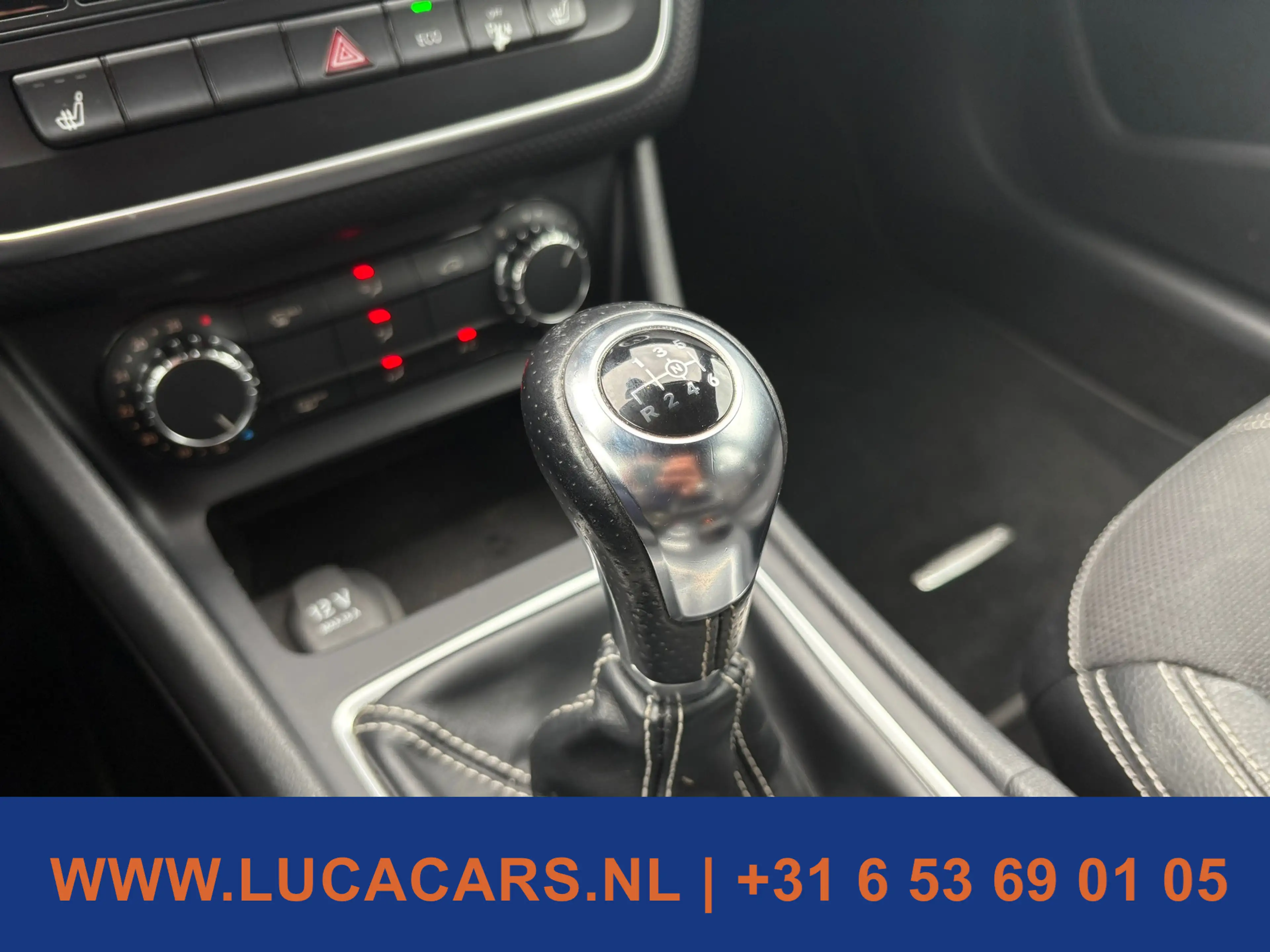 Mercedes-Benz A 180 Prestige AMG 2X SLEUTEL NAP NIEUWE APK! — photo 18