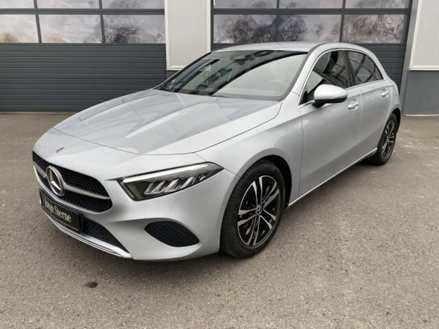 Mercedes-Benz A 200 A 200 Progressive LED MBUX Kamera Sitzheizung... Silber - 2