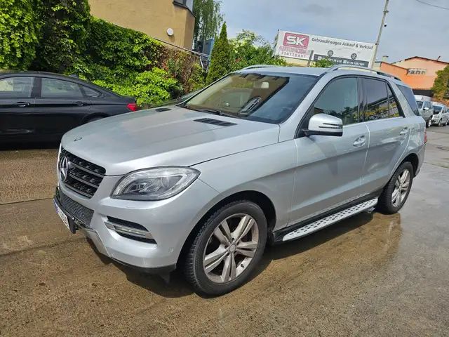 Mercedes-Benz ML 250 ML 250 CDI BlueTec (166.004) Automatik