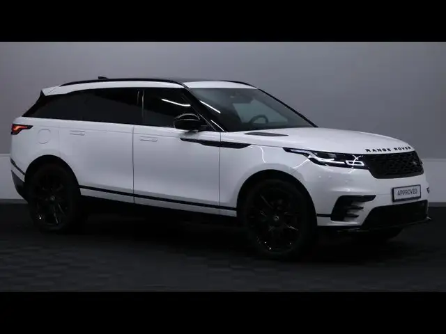 Land Rover Range Rover Velar view 3