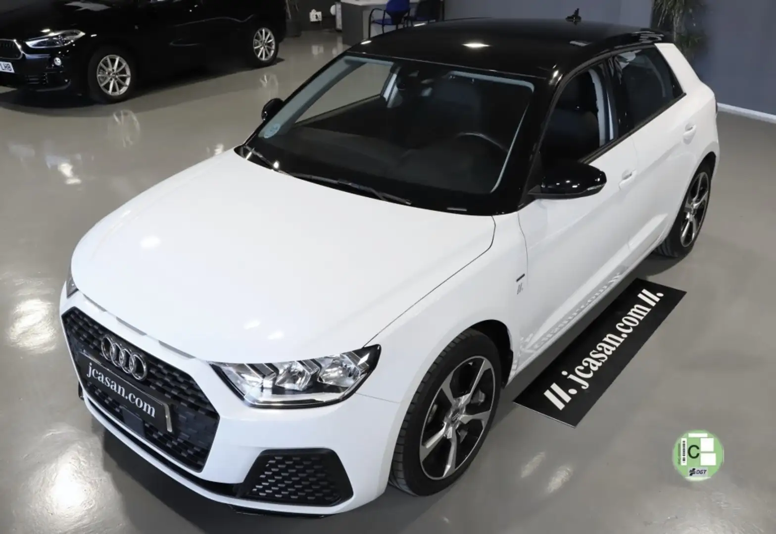 Audi A1 Sportback 25 TFSI Wit - 1