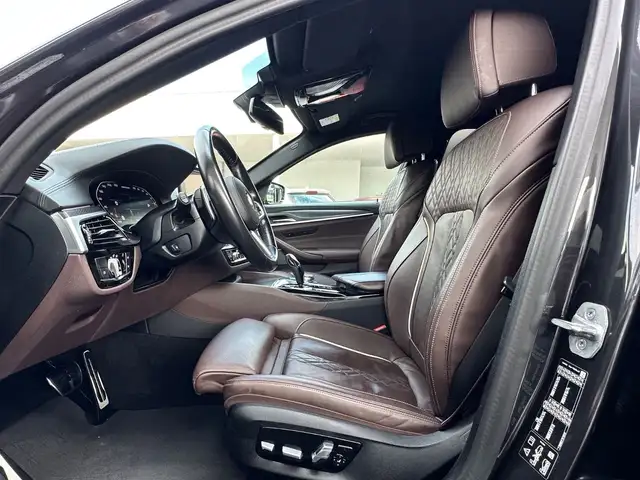 BMW M view 11