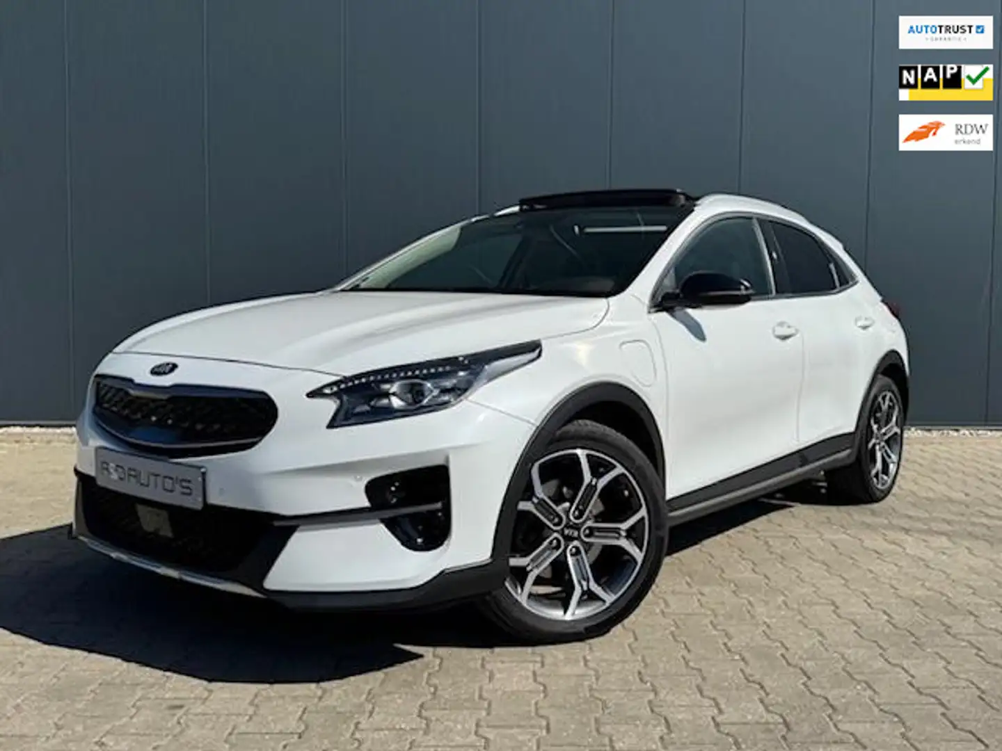 Kia XCeed 1.6 GDi PHEV ExecutiveLine Wit - 1