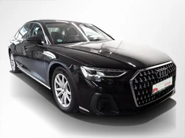 Audi A8 view 9