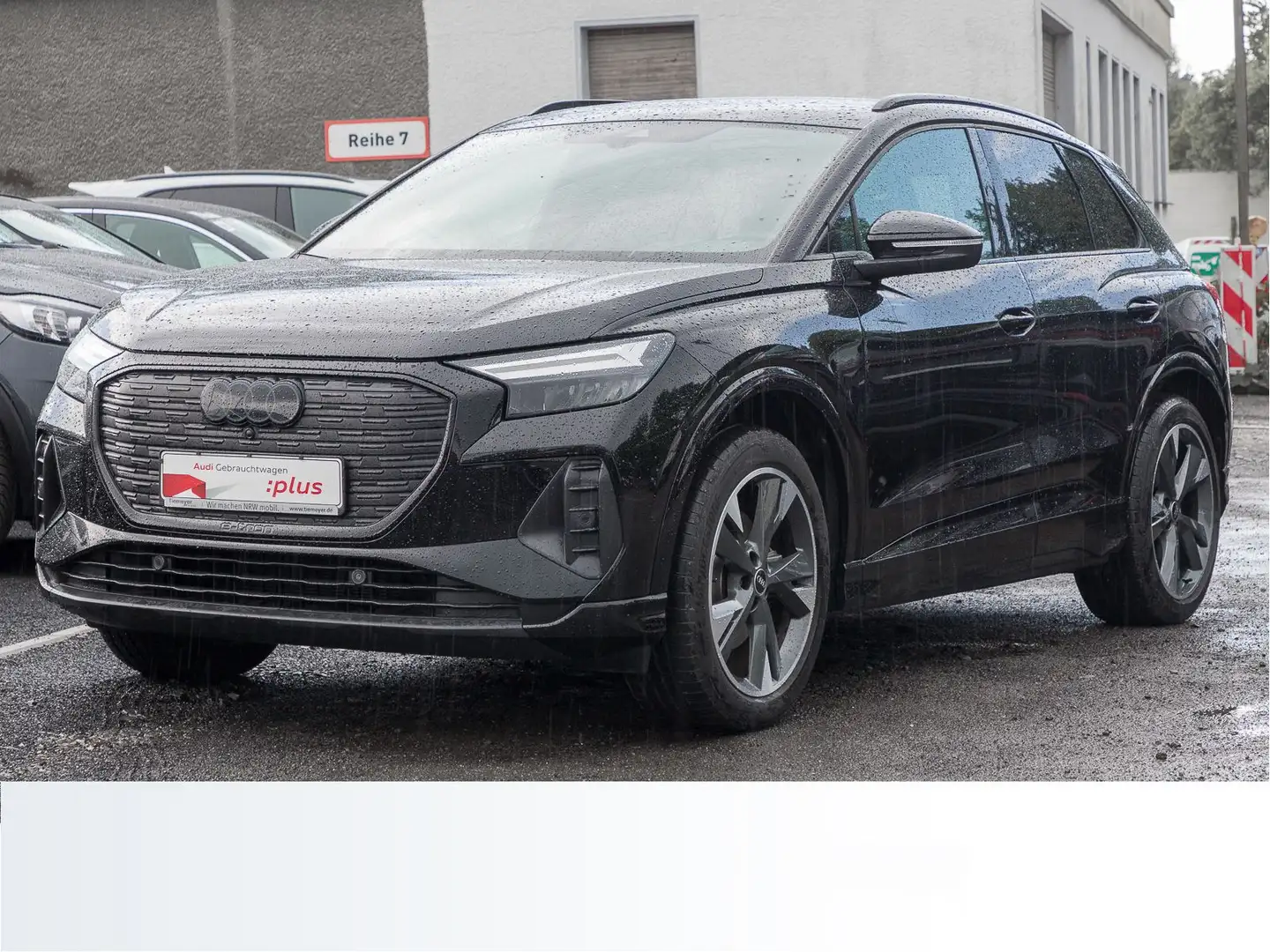Audi Q4 e-tron 35 S LINE LM20 MATRIX OPS+ PRIVACY Schwarz - 2