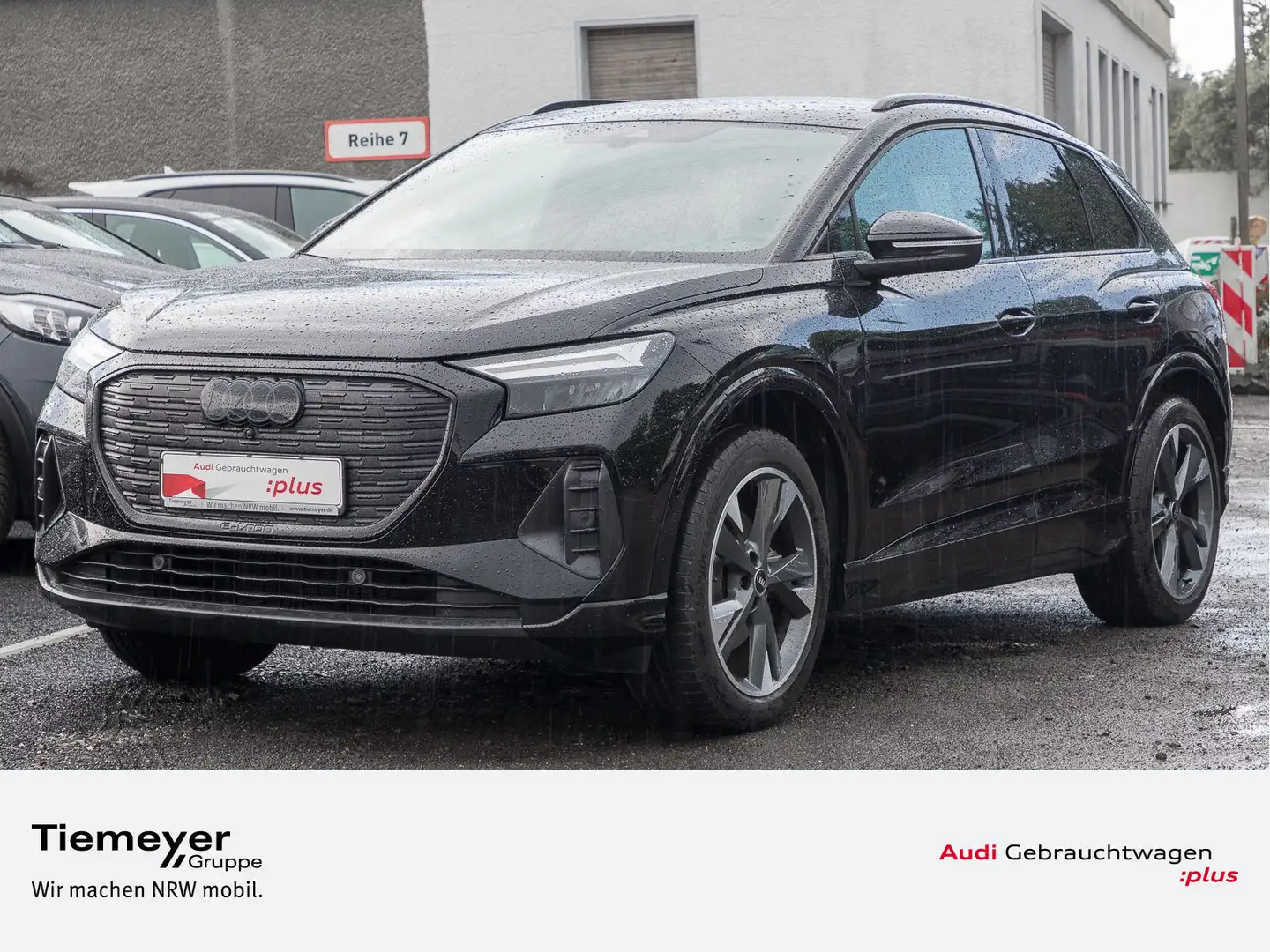 Audi Q4 e-tron 35 S LINE LM20 MATRIX OPS+ PRIVACY Schwarz - 1