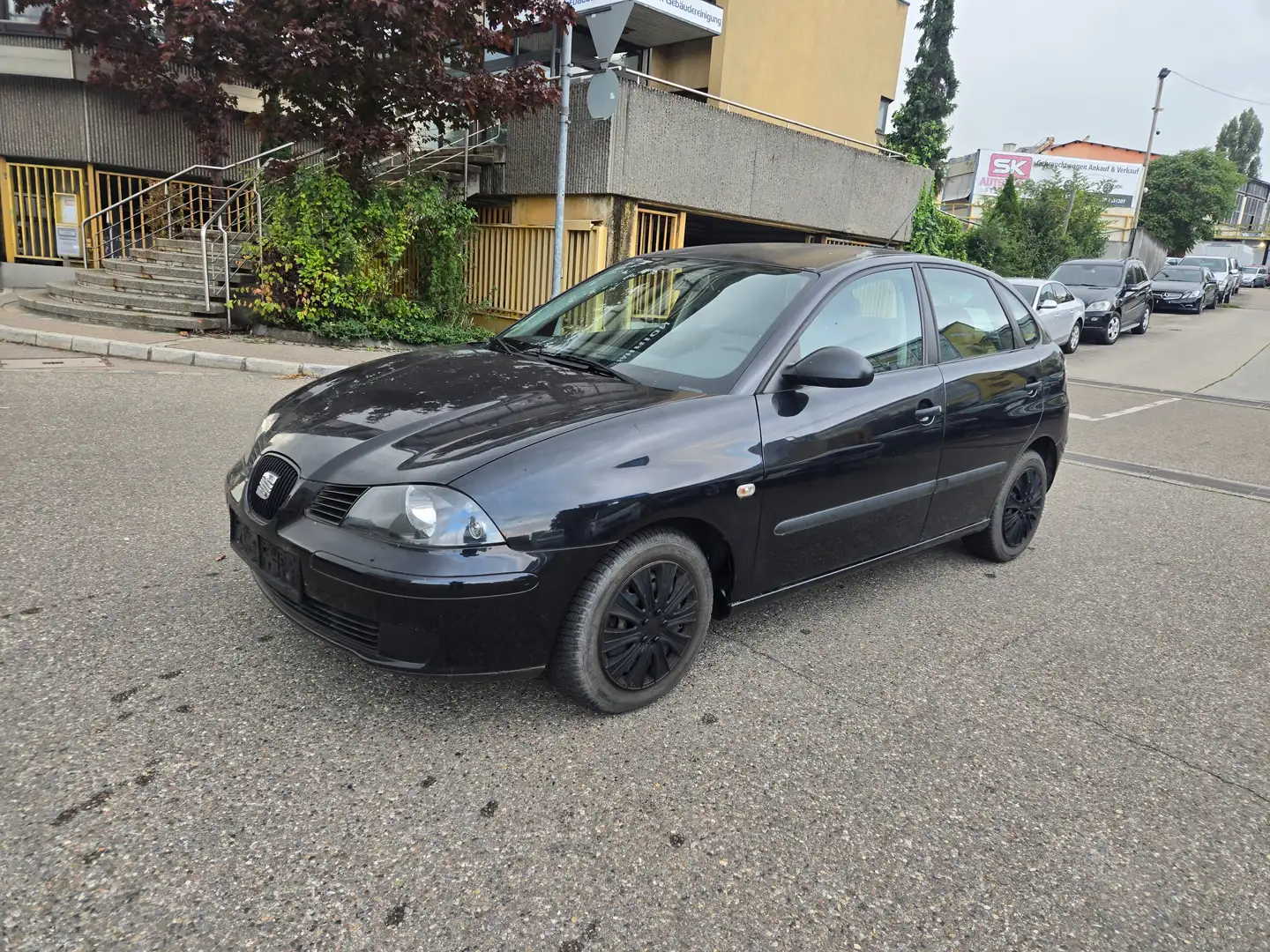 SEAT Ibiza Ibiza  5-Türer 1.4 16V Signo - 1