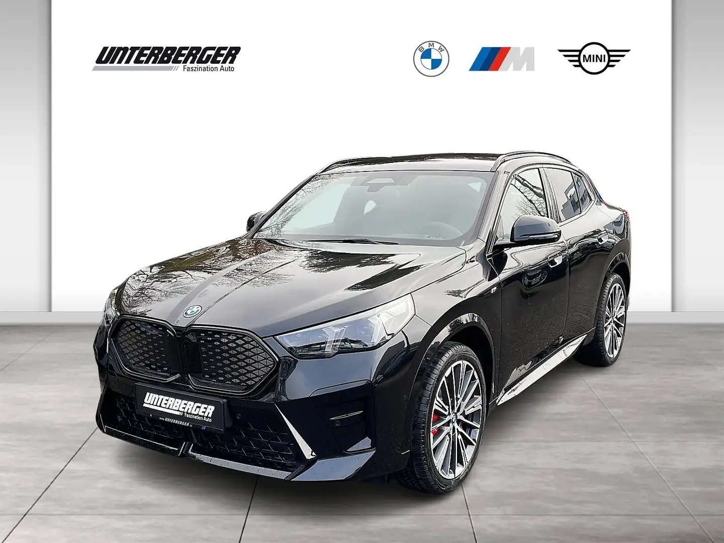 BMW iX2 xDrive30 *0,99% Fixzins Leasing* M Sportpaket Pro Schwarz - 1