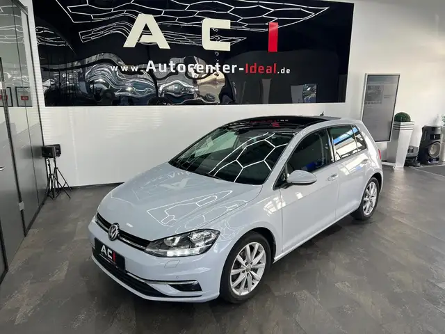 Volkswagen Golf view 5