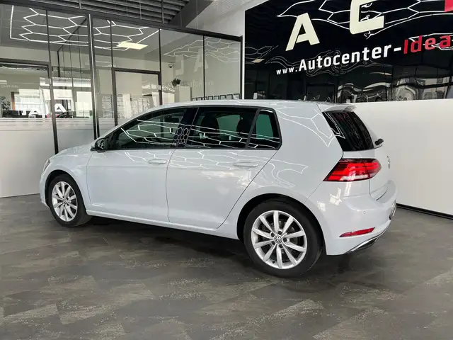 Volkswagen Golf view 7