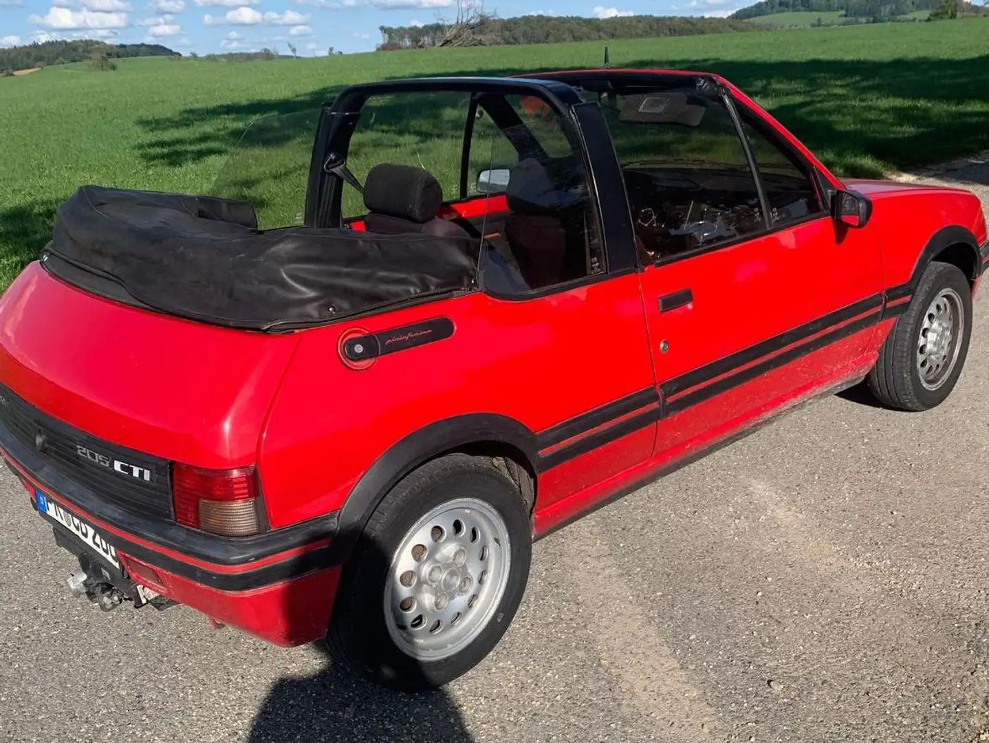 Peugeot 205 205 CTI Rot - 1