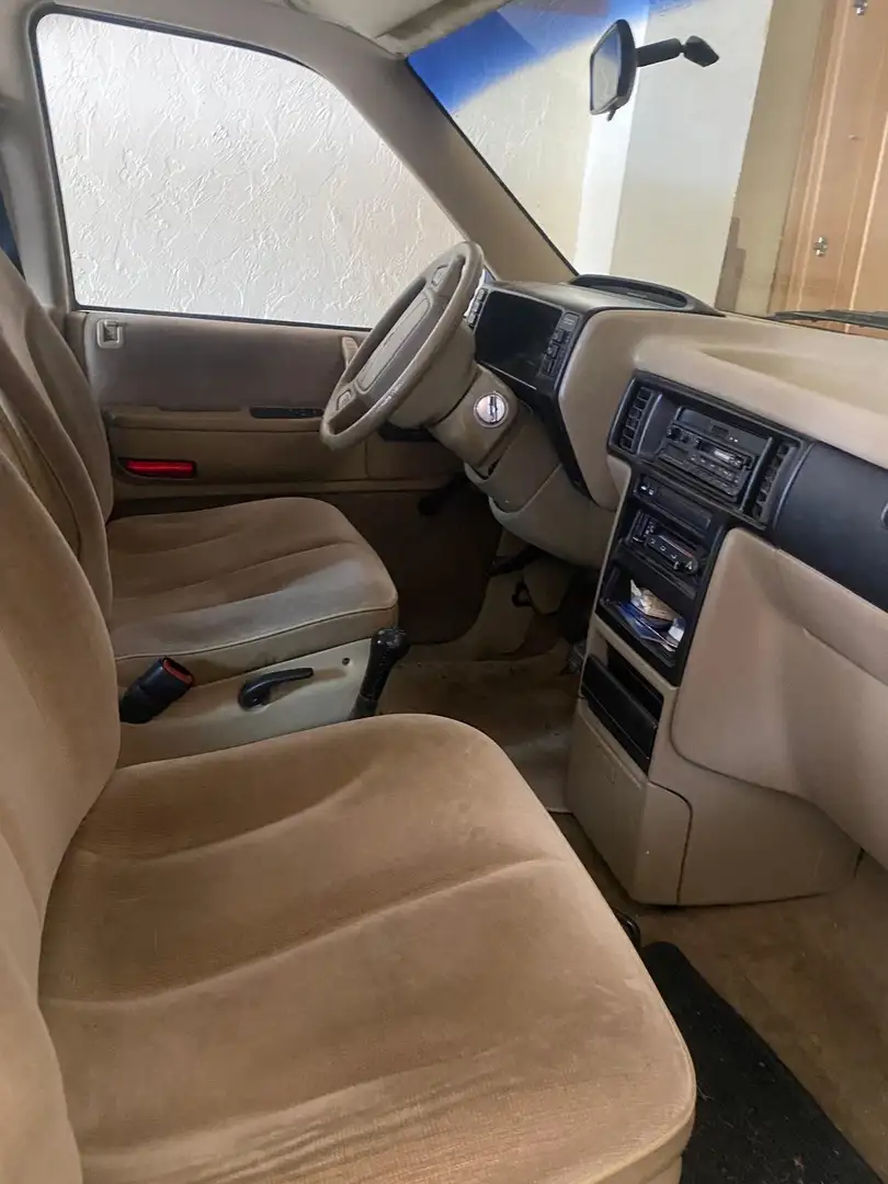Chrysler Voyager SE - 1