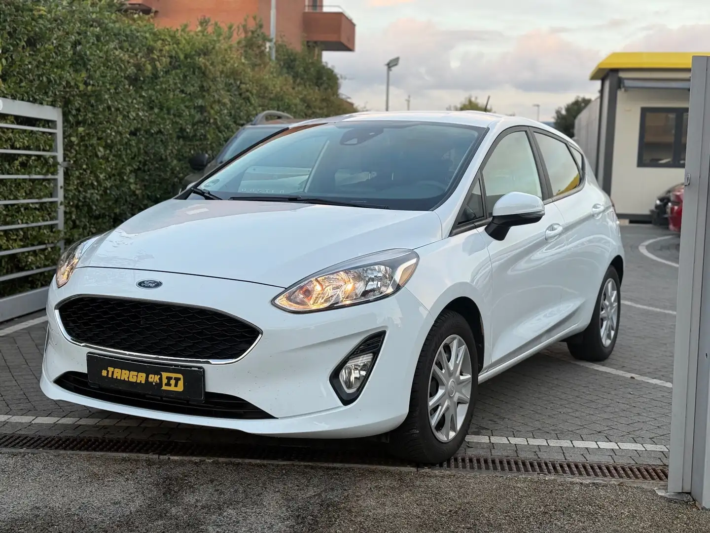 Ford Fiesta Fiesta 1.1 75 CV 5 porte Connect GARANTITA Bianco - 1