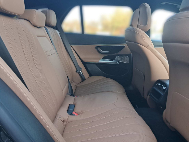 Mercedes-Benz E 300 de T 4M AMG+Sitzklima+SUPERSCREEN+Pano+Bur — photo 12