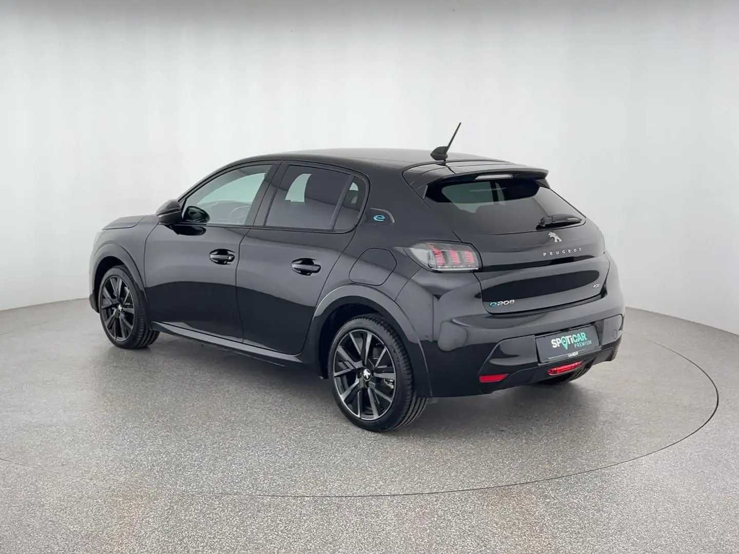 Peugeot 208 e- GT *NAVI*RFK*PDC*uvm Schwarz - 2