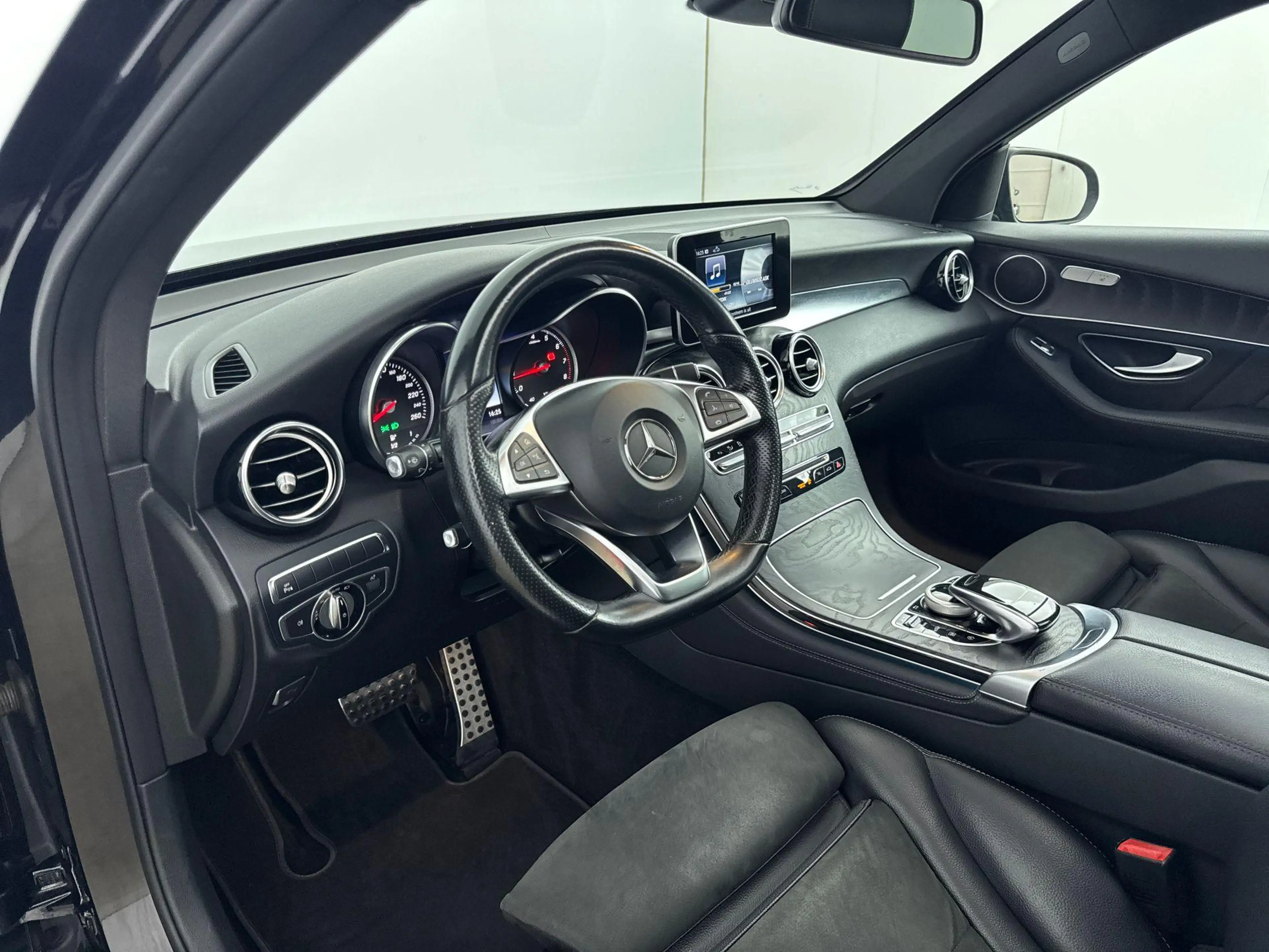 Mercedes-Benz GLC 250 GLC Automaat 4MATIC AMG Line | Nightpakket | Air B — photo 8