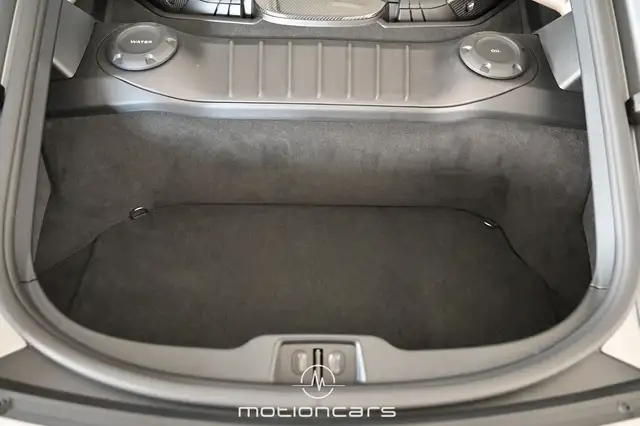 Porsche 718 Cayman GT4 RS 4.0 GT4 RS Weissach Paket Ansicht 25