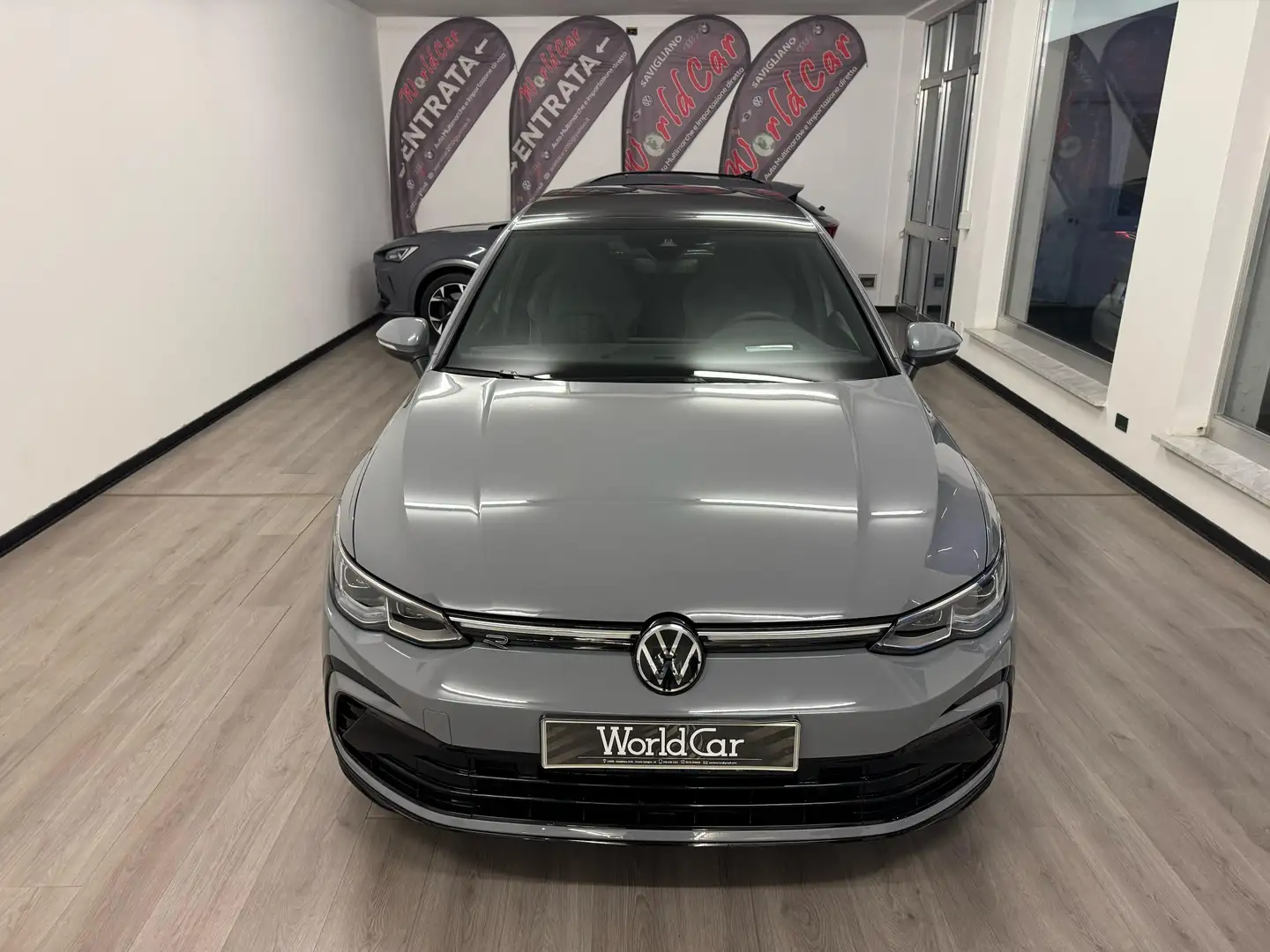Volkswagen Golf 2.0 tdi R-Line 150cv  tetto apr-haead up-cerchi 18 Grigio - 2