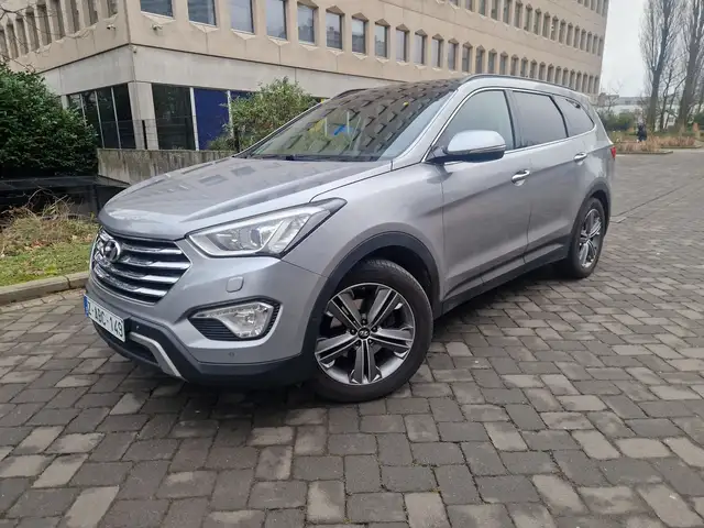 Hyundai Grand Santa Fe Grand Santa Fe 2.2 CRDi 4WD Executive