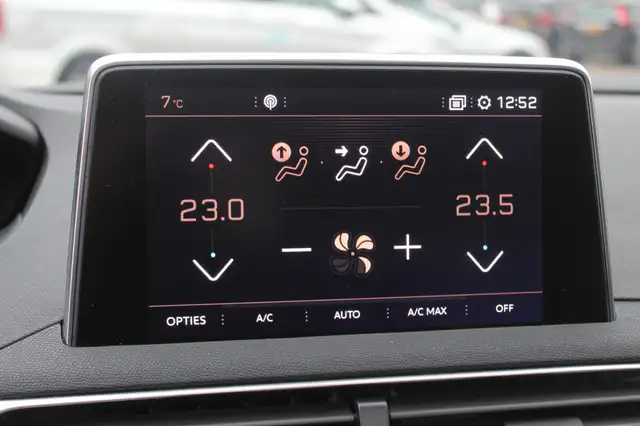 Peugeot 3008 view 23