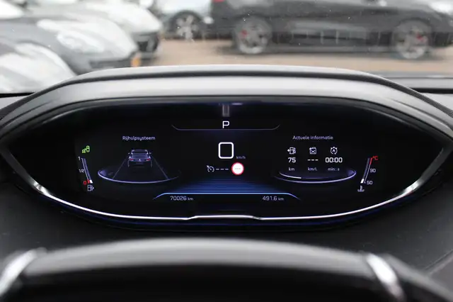 Peugeot 3008 view 18