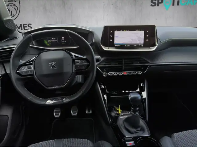 Peugeot 208 view 12