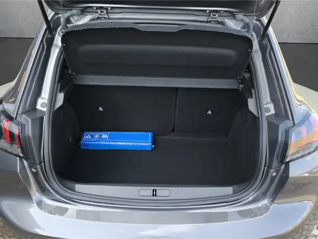 Peugeot 208 view 7
