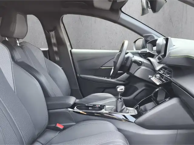 Peugeot 208 view 13