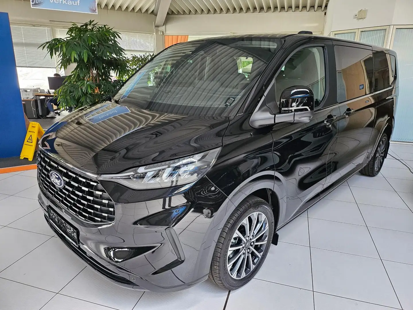 Ford Tourneo Custom LAGER !!! Tourneo Custom L2 TiTANiUM X VOLL 170PS Grau - 1