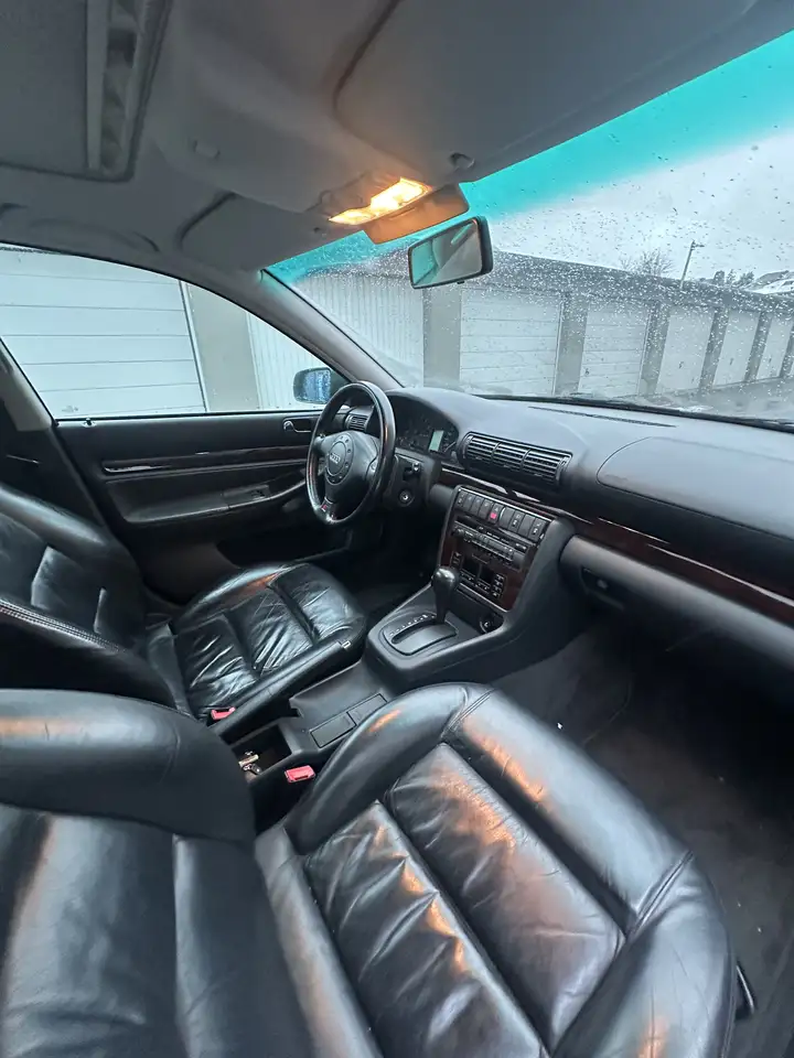 Audi A4 V6 - 2.4 L, foto 6